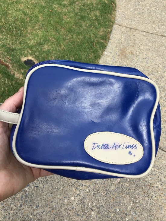 Vintage Delta Air Lines Blue Travel Pouch